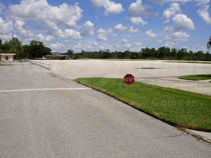 WING SOUTH AIRPARK Runway